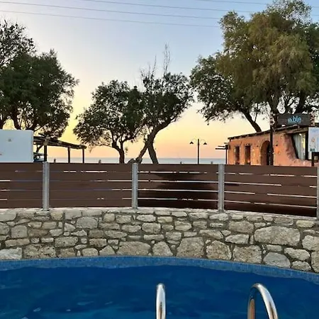 Colibri Seafront With Pool * Nopigia